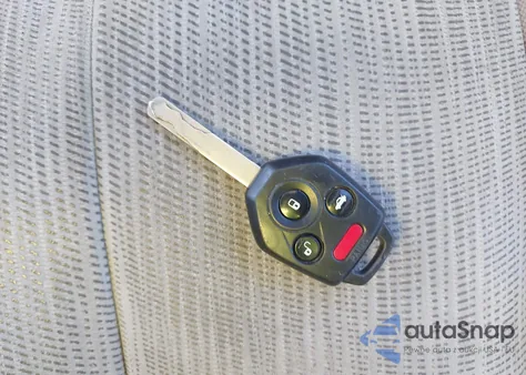 2014 Subaru Legacy 2.5I Premium из США, поврежденный, VIN 4S3BMBC61E3037802